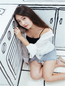 《国色天香A区与B区-美女大尺度裸体写真》