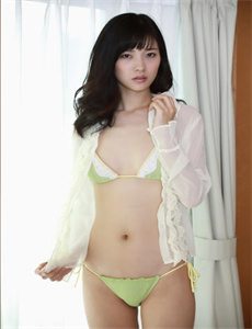 《强行扒开女同桌腿玩弄的视频-科尔皮》