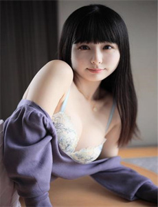 《女主播乳摇-欧美bbbxxx》